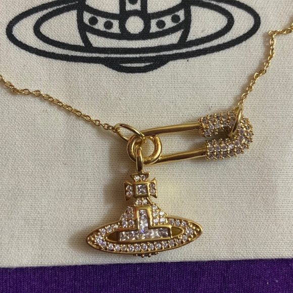 Vivienne Westwood Jewelry Vivienne Westwood Safety Pin Necklace